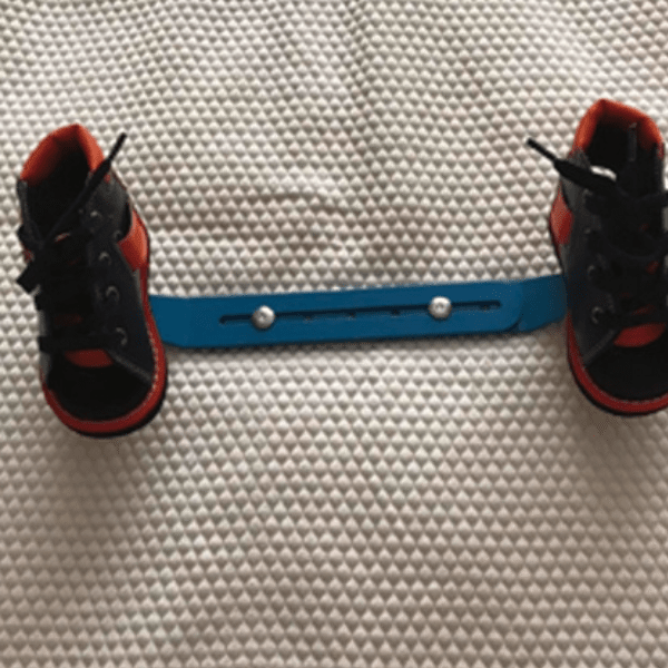 Chaussures Dennis Brown pour enfants avec chaussures